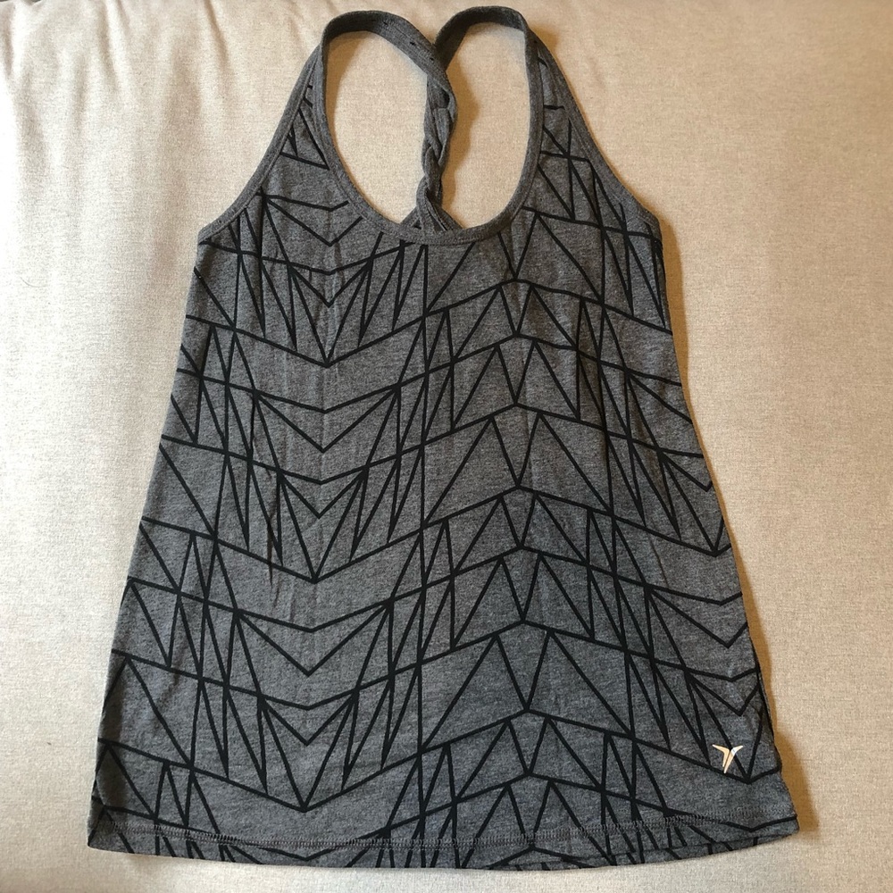 Old Navy Geometric Grey Workout Top